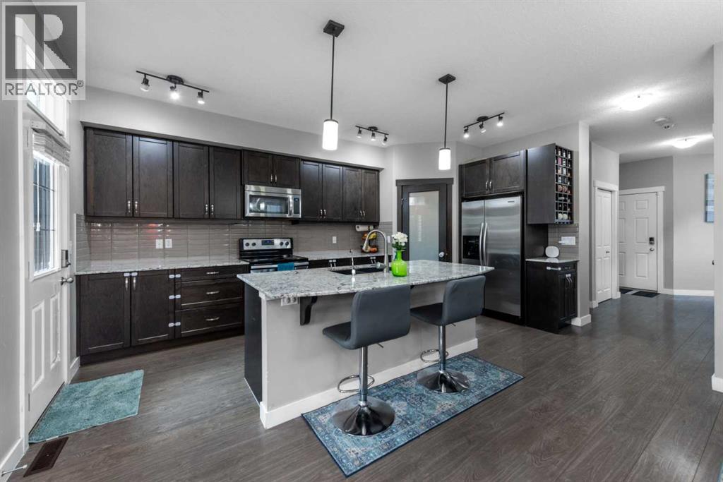 80 Legacy Reach Manor Se, Calgary, Alberta  T2X 2C5 - Photo 5 - A2259076