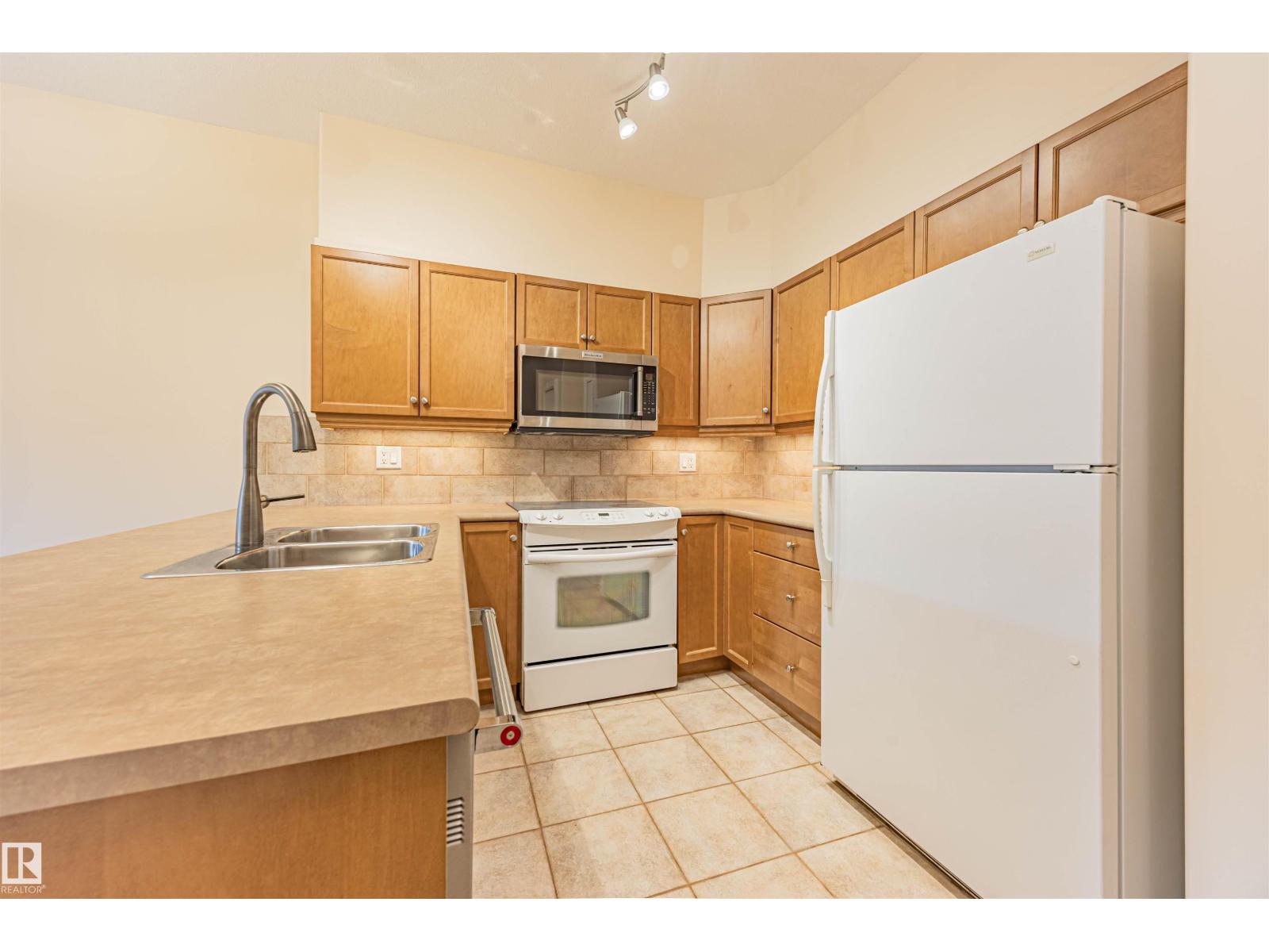 #110 1406 Hodgson Wy Nw, Edmonton, Alberta  T6R 3K1 - Photo 6 - E4469846