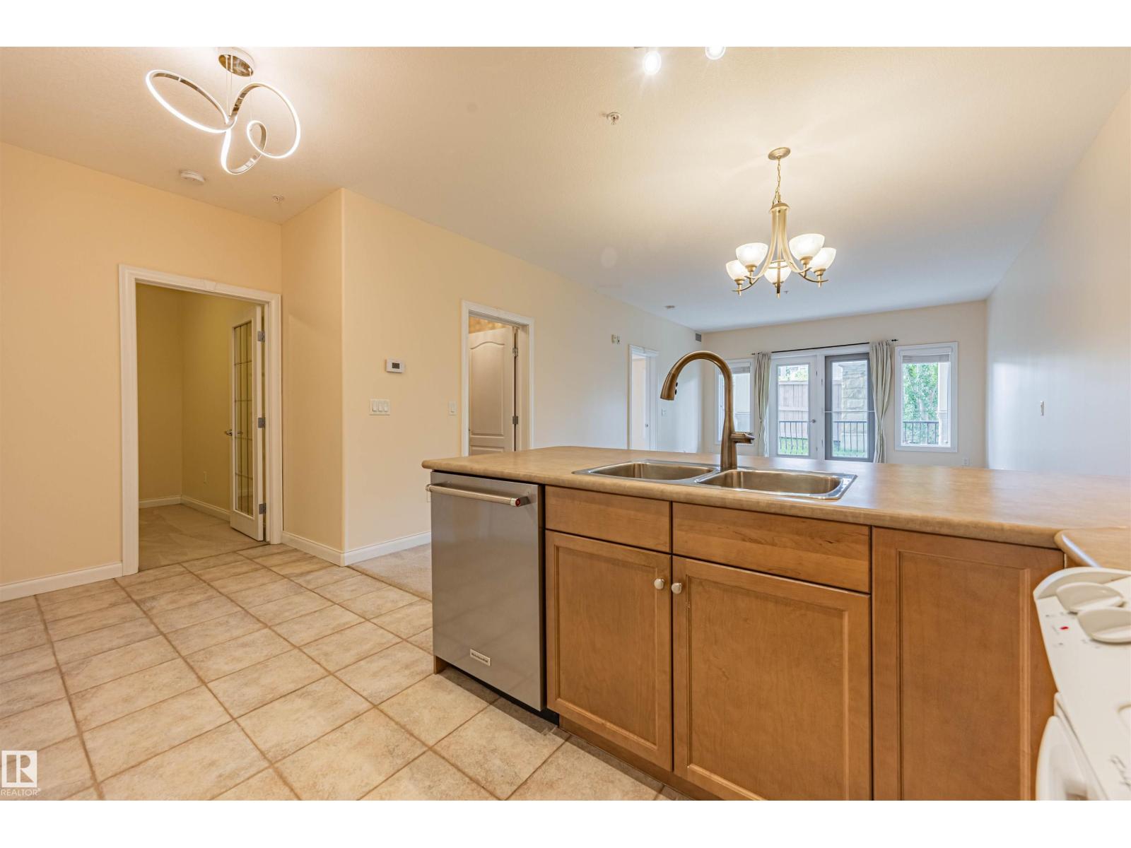 #110 1406 Hodgson Wy Nw, Edmonton, Alberta  T6R 3K1 - Photo 7 - E4469846