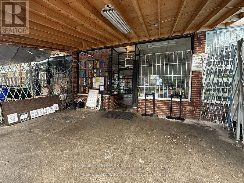 MAIN - 263 DUNN AVENUE, Toronto, Ontario