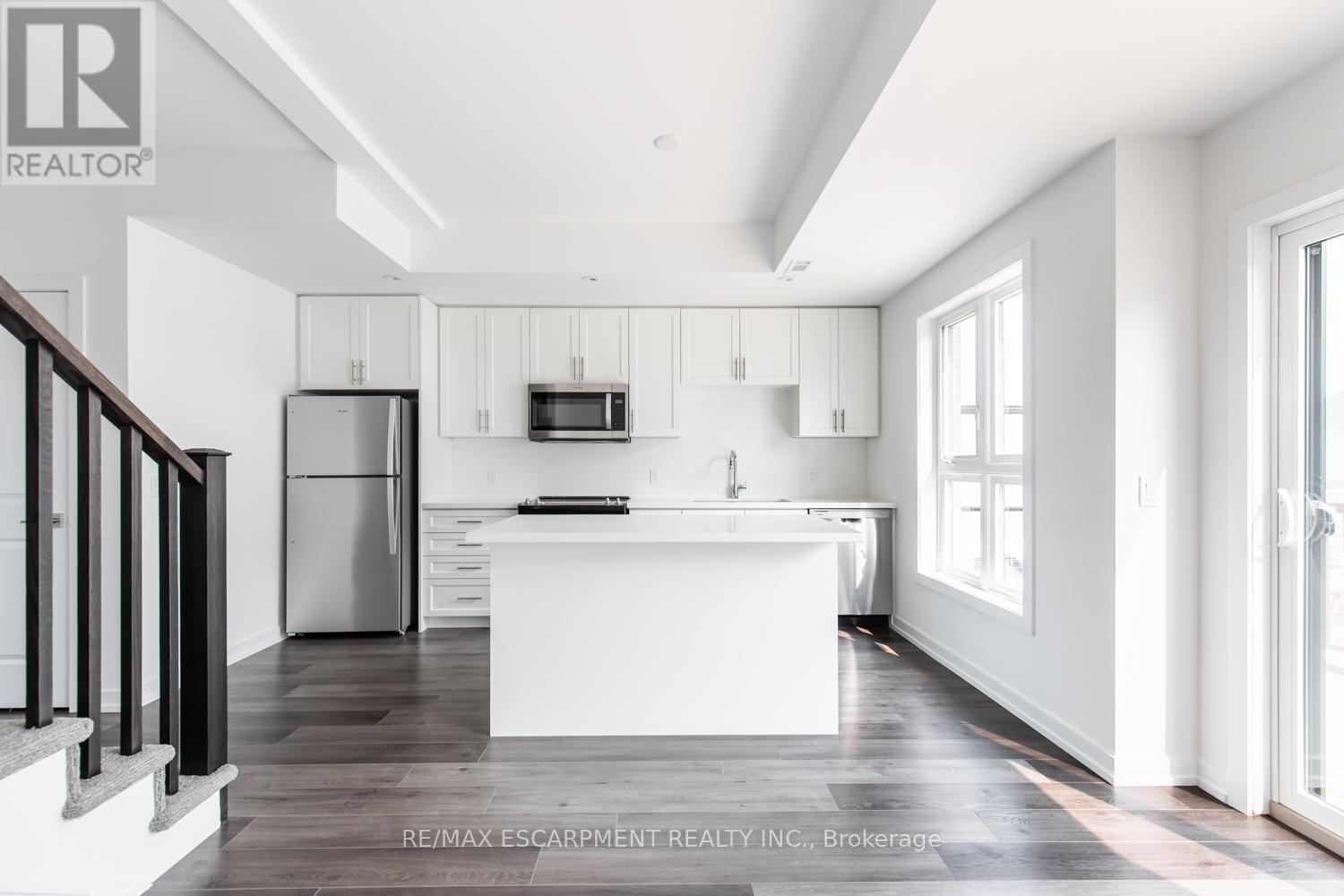 7 - 70 Kenesky Drive, Hamilton, Ontario  L8B 2A9 - Photo 13 - X12689990