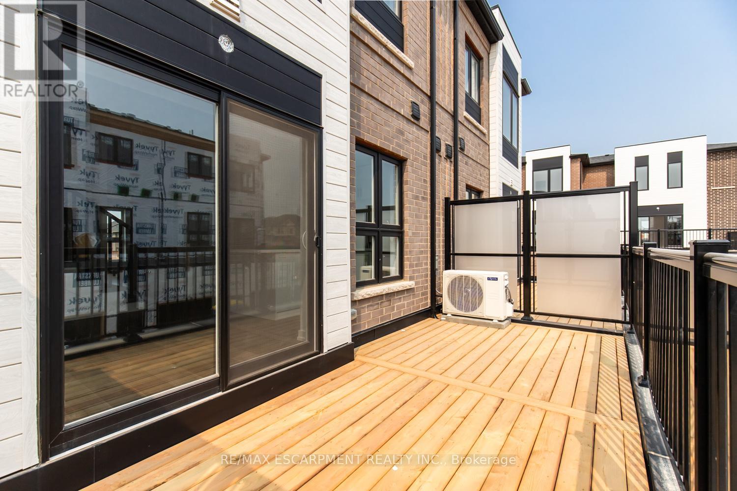 7 - 70 Kenesky Drive, Hamilton, Ontario  L8B 2A9 - Photo 16 - X12689990