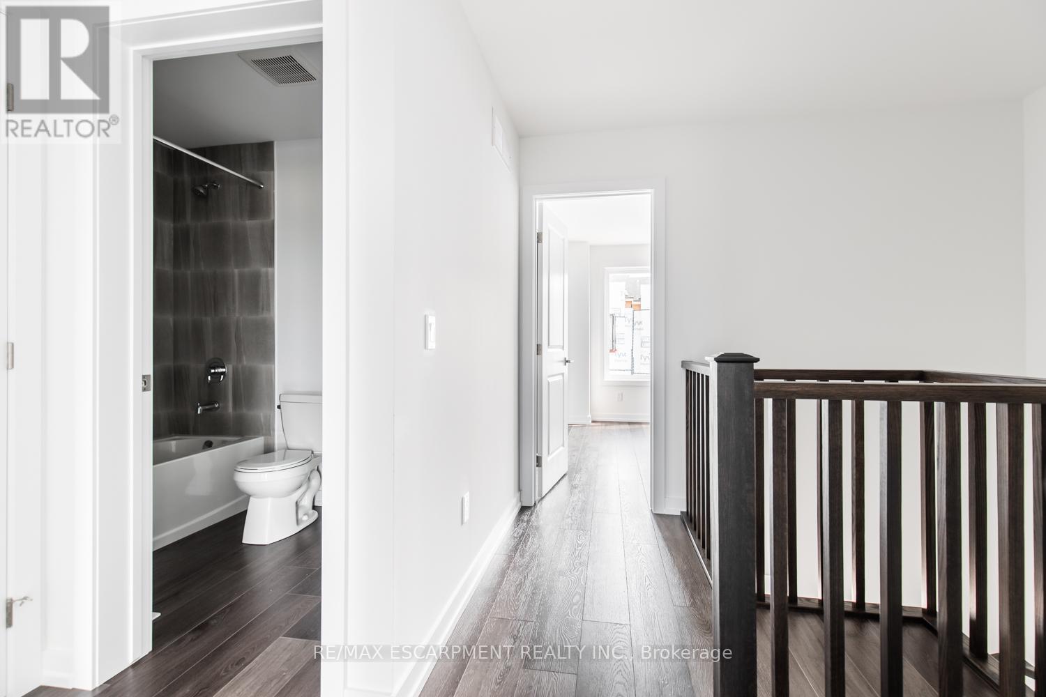 7 - 70 Kenesky Drive, Hamilton, Ontario  L8B 2A9 - Photo 20 - X12689990