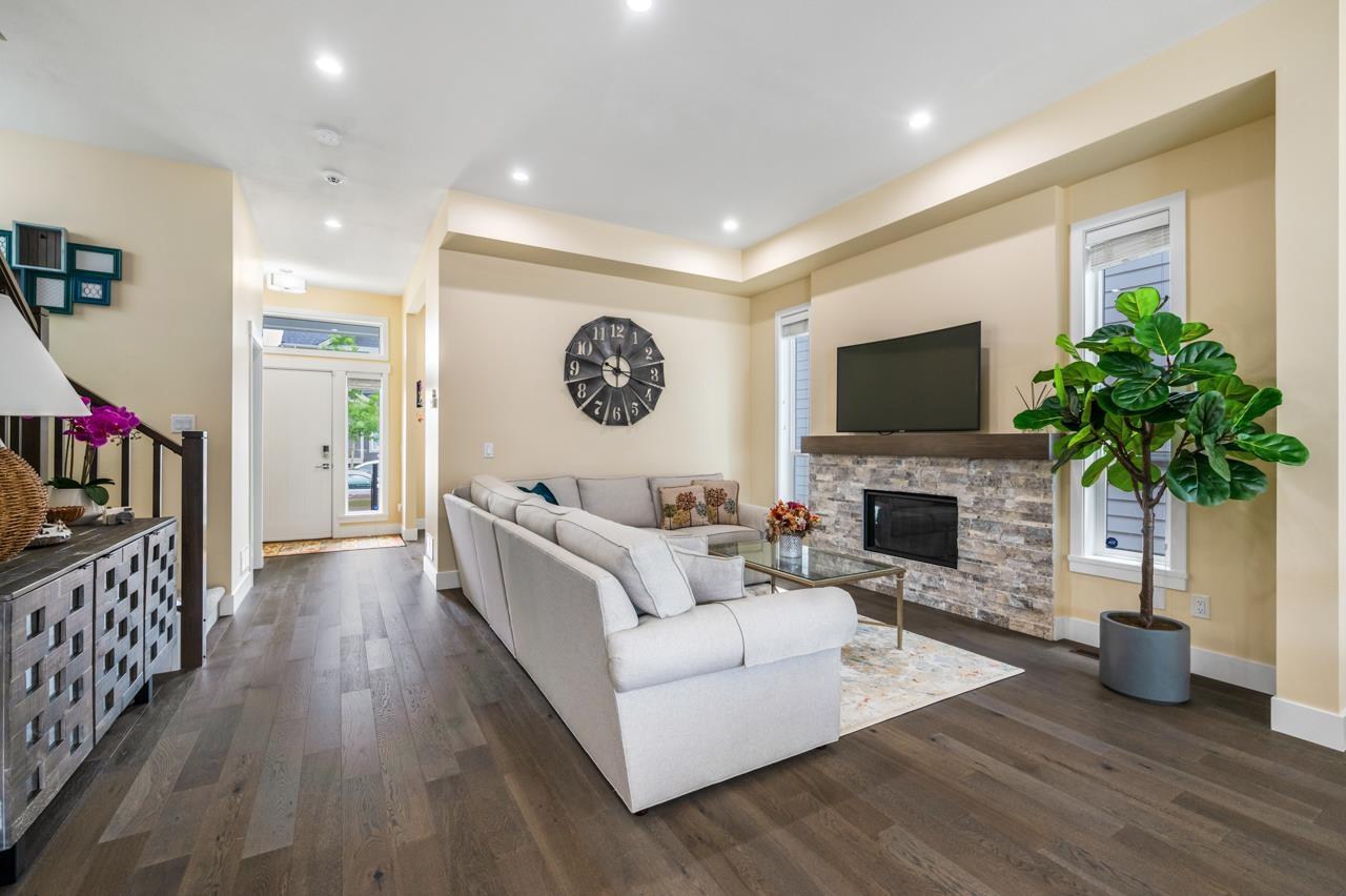 2509 164a Street, Surrey, British Columbia  V3Z 0S2 - Photo 4 - R3078310