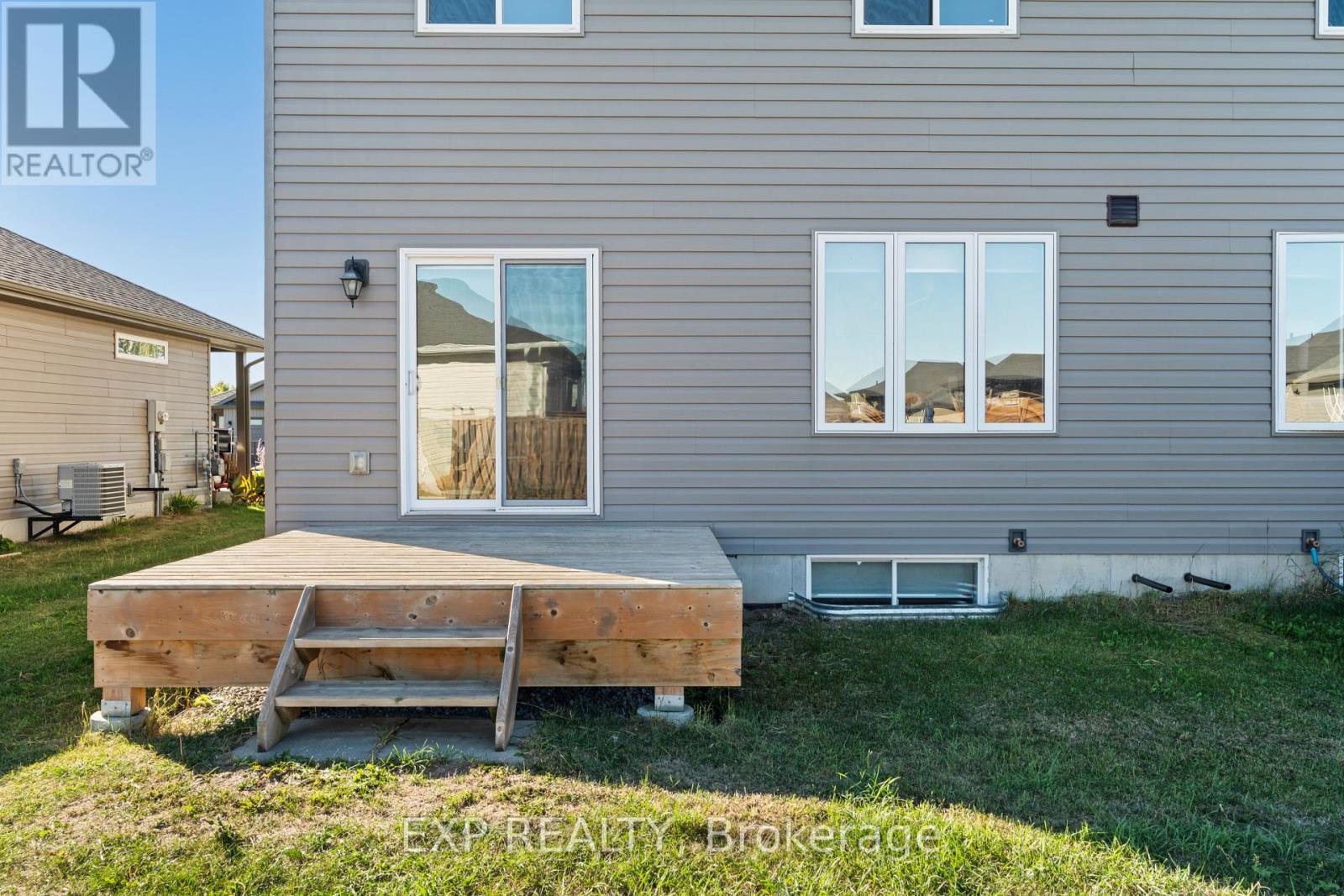 10 Cobblestone Street, Belleville, Ontario  K8P 0E4 - Photo 27 - X12690032