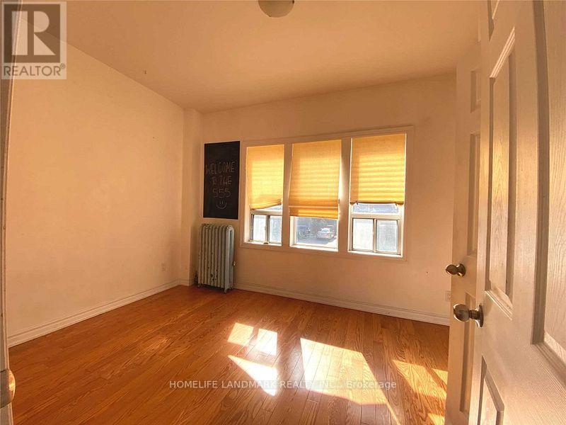 3 - 555 Palmerston Avenue, Toronto, Ontario  M6G 2P6 - Photo 5 - C12690004