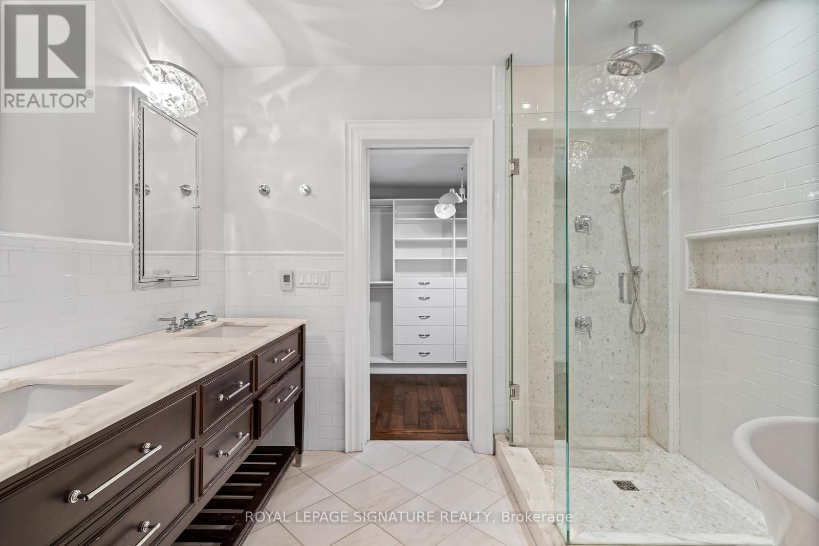 26 Buckingham Avenue, Toronto, Ontario  M4N 1R2 - Photo 9 - C12690008