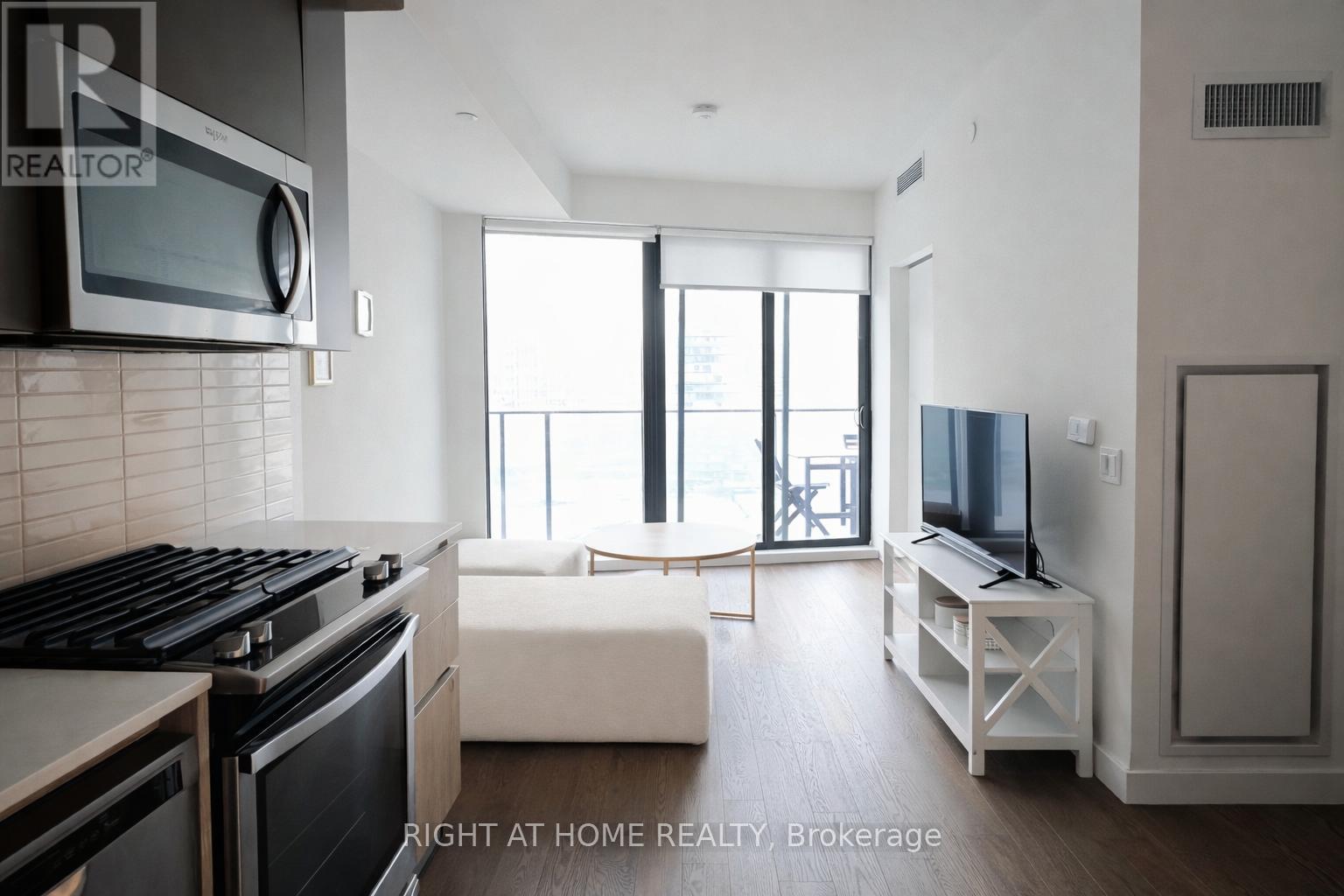 2108 - 2A CHURCH STREET, Toronto, Ontario