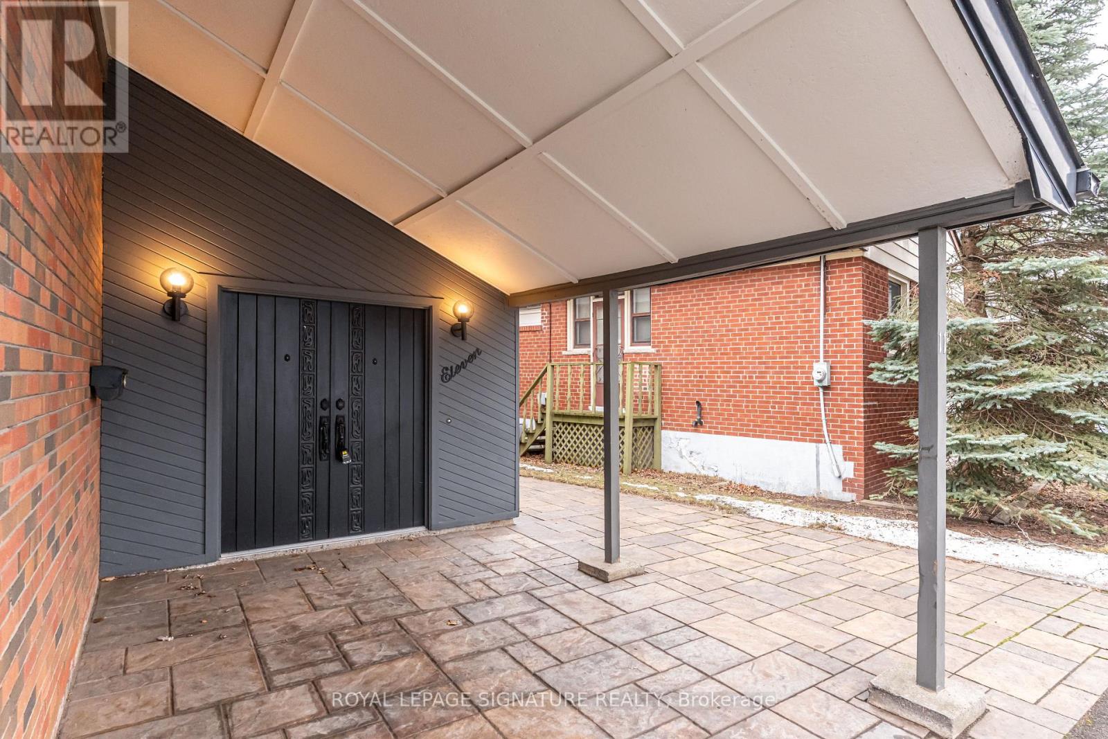 11 Mackinac Crescent, Toronto, Ontario  M1J 1P8 - Photo 2 - E12690026