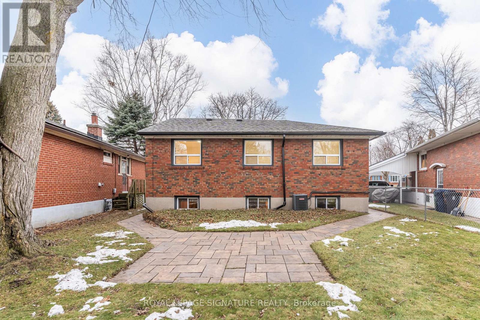 11 Mackinac Crescent, Toronto, Ontario  M1J 1P8 - Photo 48 - E12690026