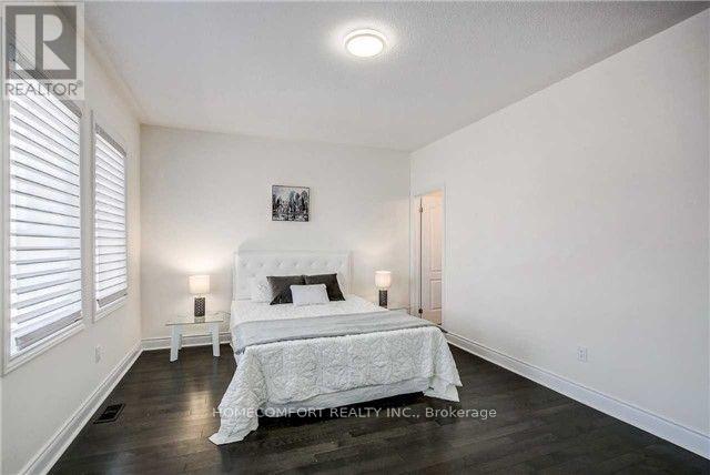 1129 Grainger Trail, Newmarket, Ontario  L3X 0G7 - Photo 10 - N12690022