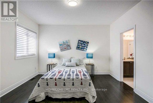 1129 Grainger Trail, Newmarket, Ontario  L3X 0G7 - Photo 12 - N12690022