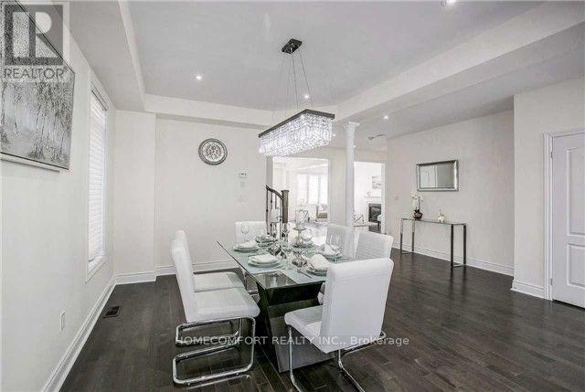 1129 Grainger Trail, Newmarket, Ontario  L3X 0G7 - Photo 3 - N12690022