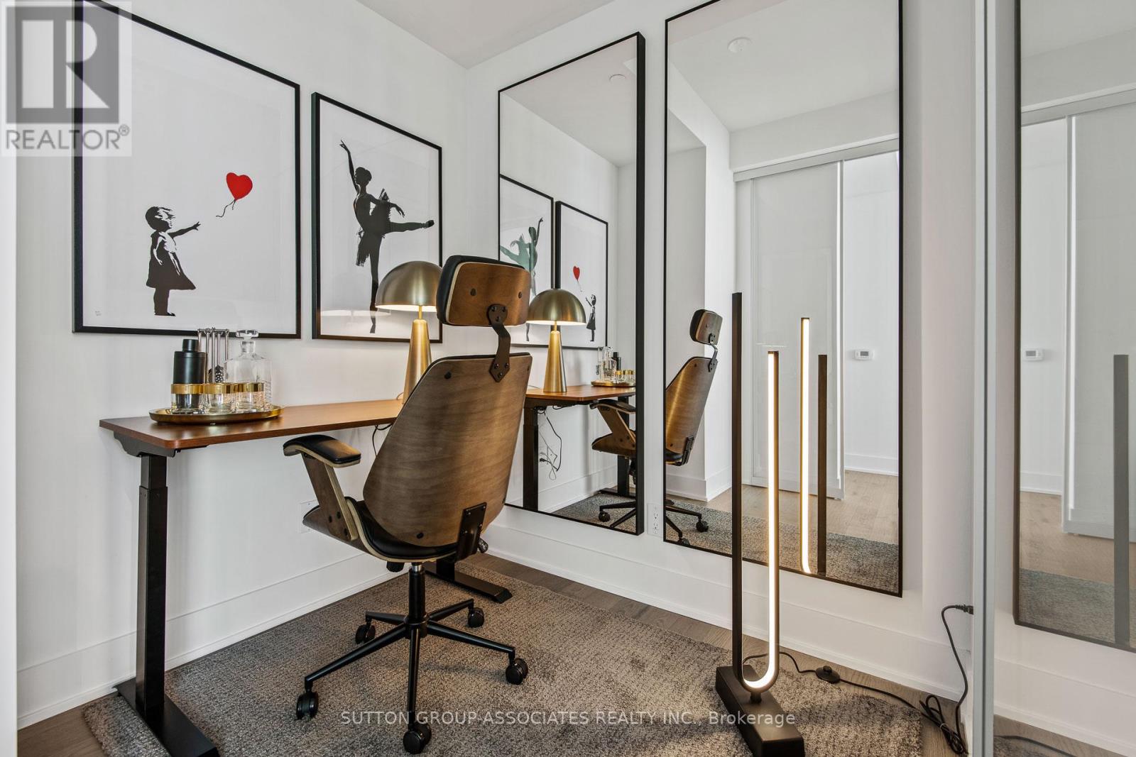 3709 E - 1926 Lake Shore Boulevard W, Toronto, Ontario  M6S 1A1 - Photo 5 - W12690040