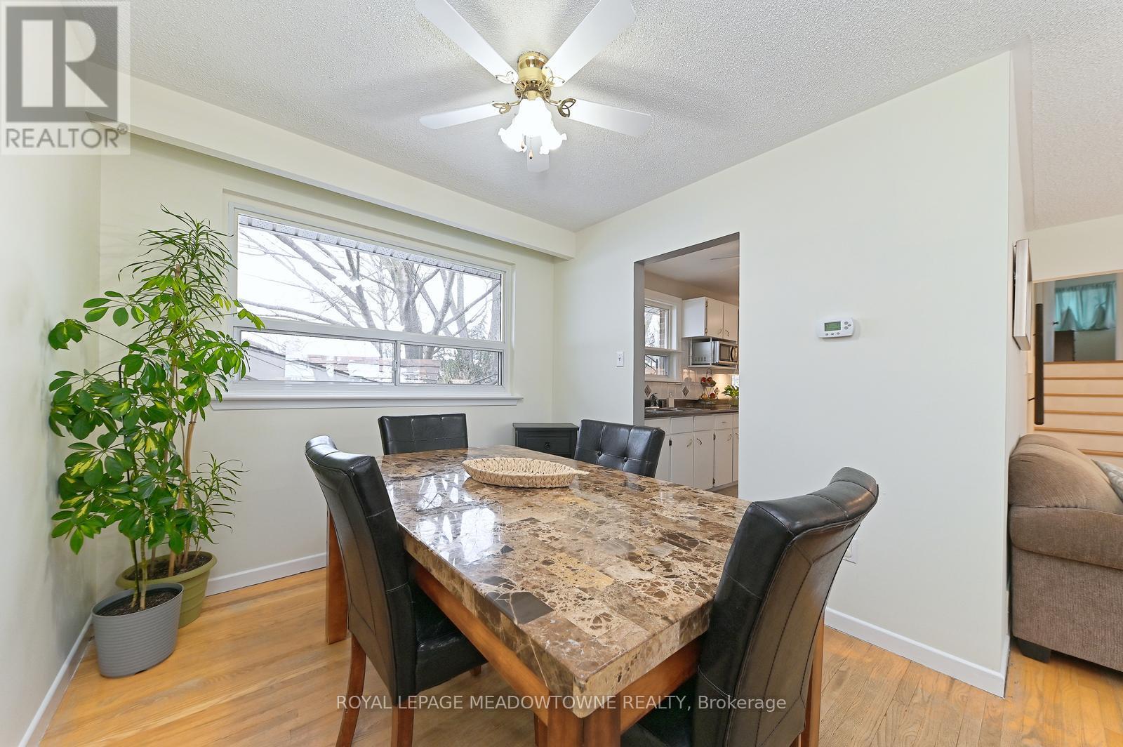 14 Moore Park Crescent, Halton Hills, Ontario  L7G 2T1 - Photo 12 - W12690042