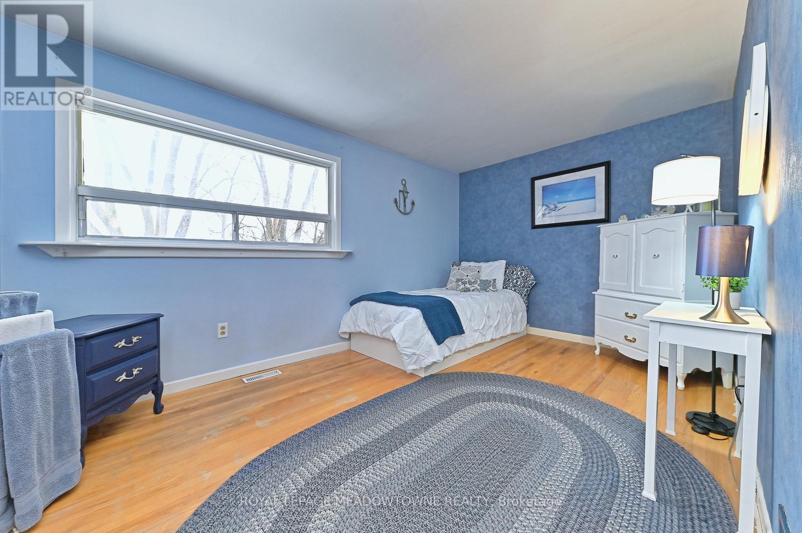 14 Moore Park Crescent, Halton Hills, Ontario  L7G 2T1 - Photo 20 - W12690042