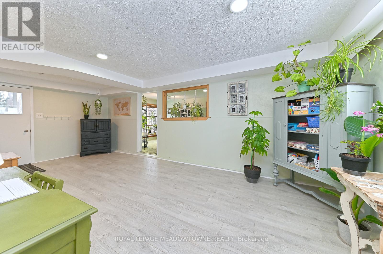 14 Moore Park Crescent, Halton Hills, Ontario  L7G 2T1 - Photo 22 - W12690042