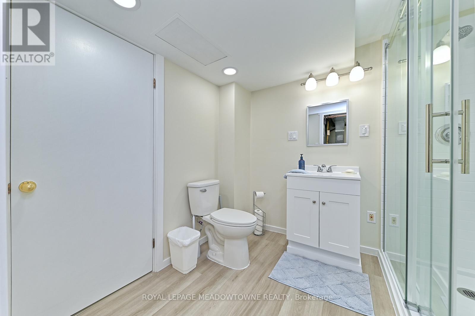 14 Moore Park Crescent, Halton Hills, Ontario  L7G 2T1 - Photo 27 - W12690042