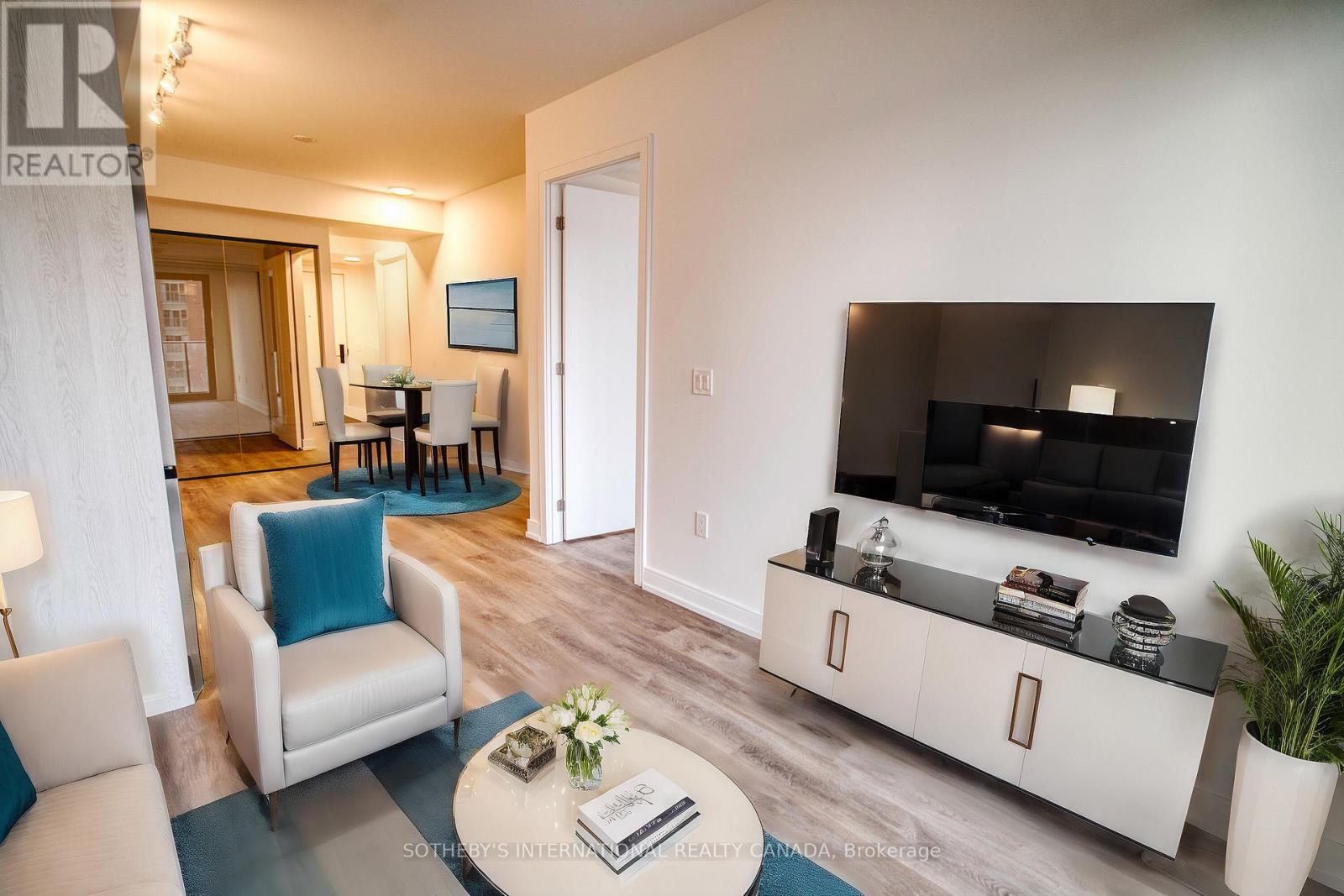 805 - 1 Jarvis Street, Hamilton, Ontario  L8R 3J2 - Photo 10 - X12690016