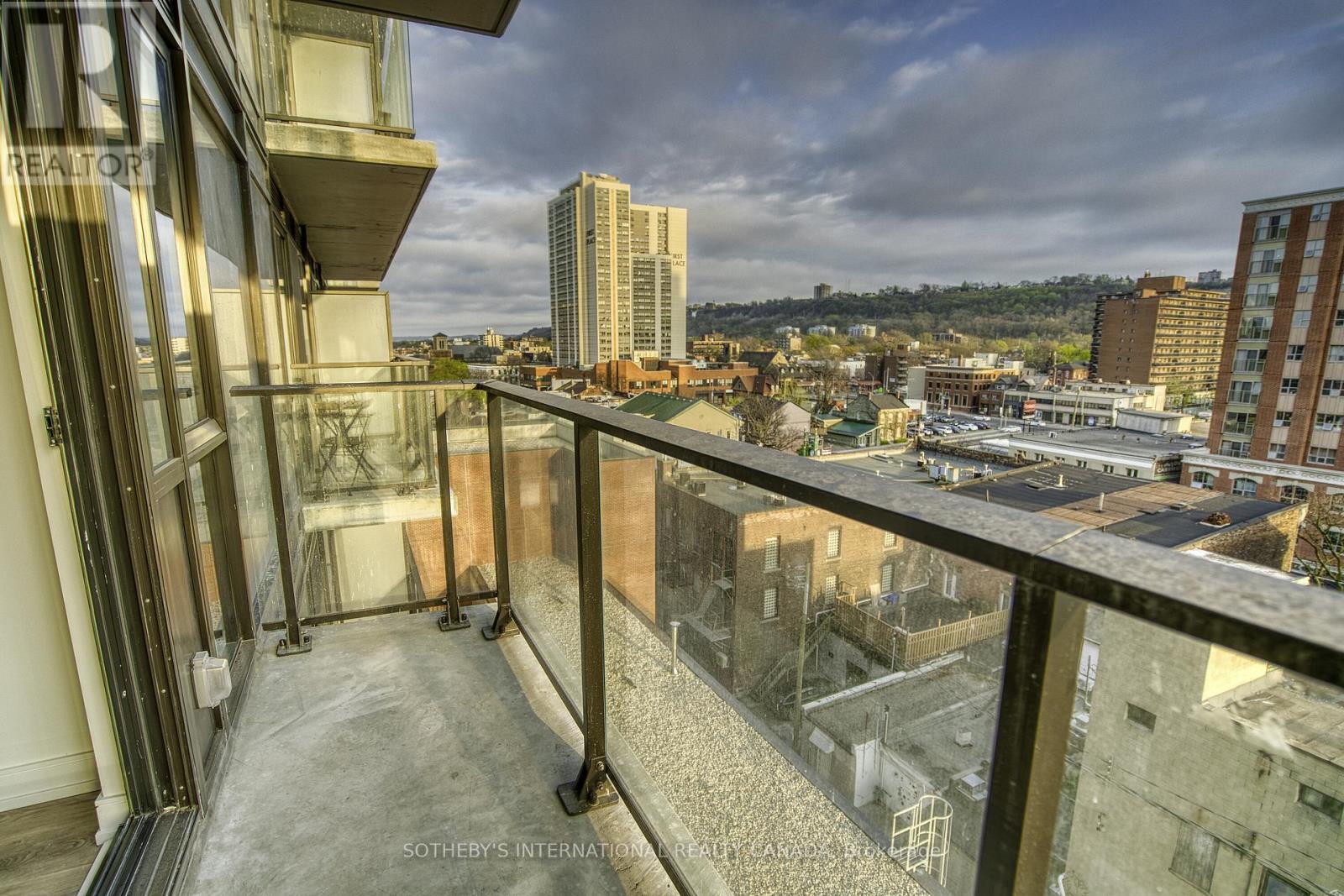 805 - 1 Jarvis Street, Hamilton, Ontario  L8R 3J2 - Photo 13 - X12690016