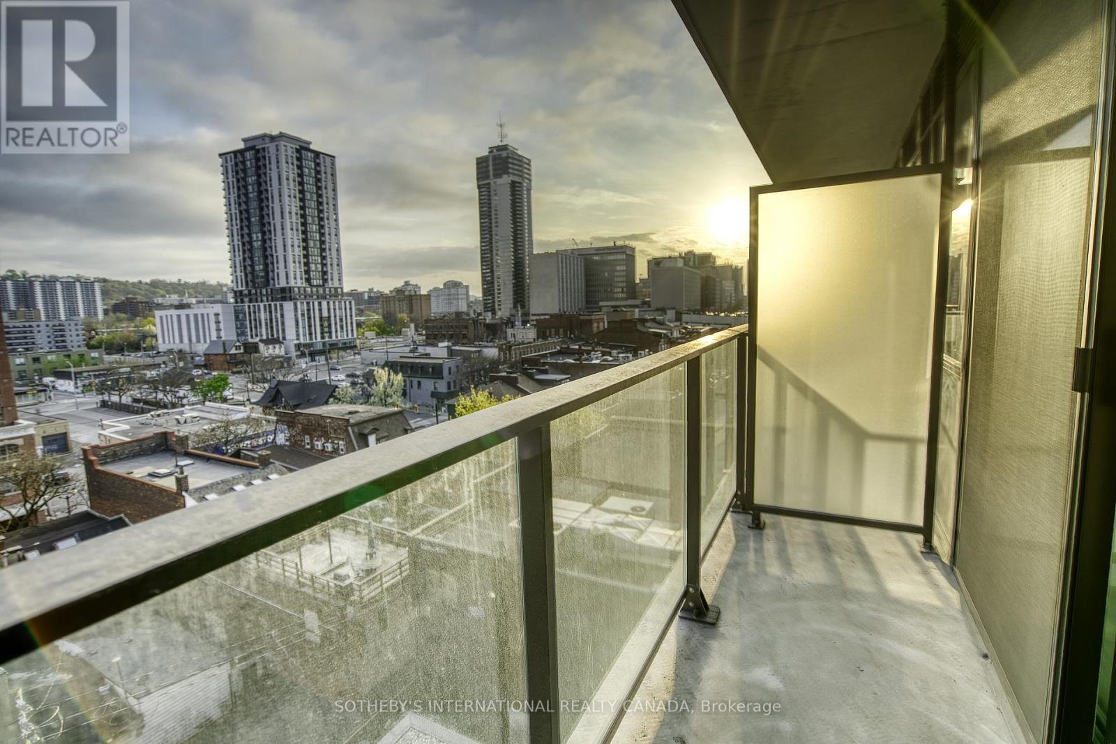 805 - 1 Jarvis Street, Hamilton, Ontario  L8R 3J2 - Photo 15 - X12690016