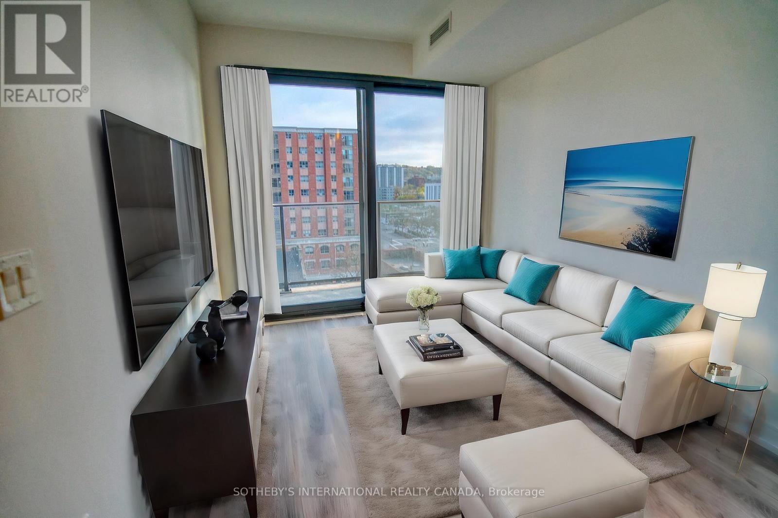 805 - 1 Jarvis Street, Hamilton, Ontario  L8R 3J2 - Photo 5 - X12690016