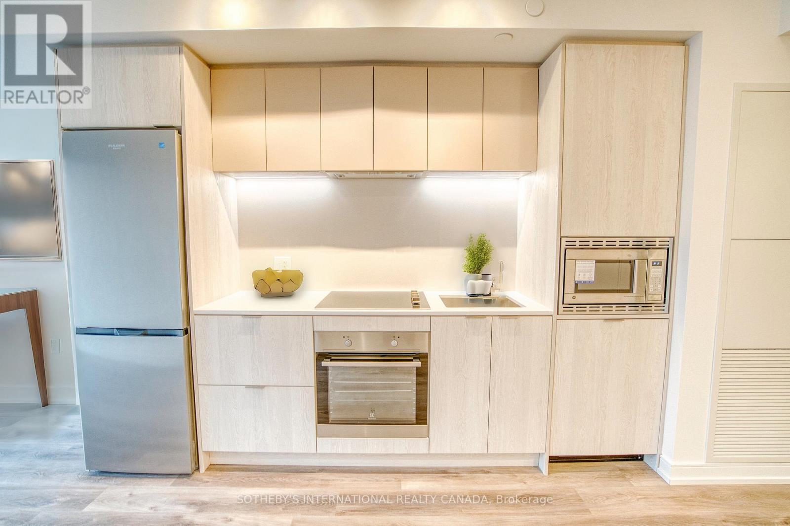 805 - 1 Jarvis Street, Hamilton, Ontario  L8R 3J2 - Photo 7 - X12690016