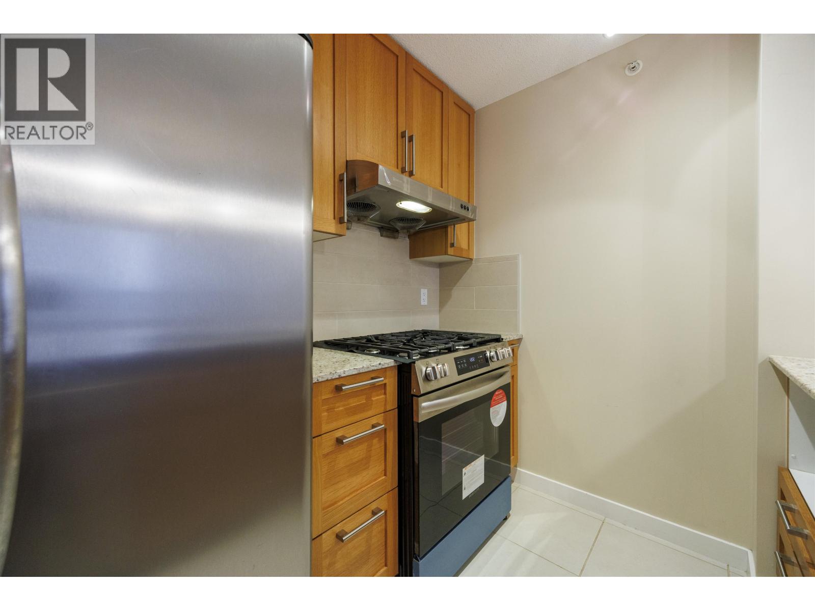 908 7088 Salisbury Avenue, Burnaby, British Columbia  V5E 0A4 - Photo 7 - R3078727