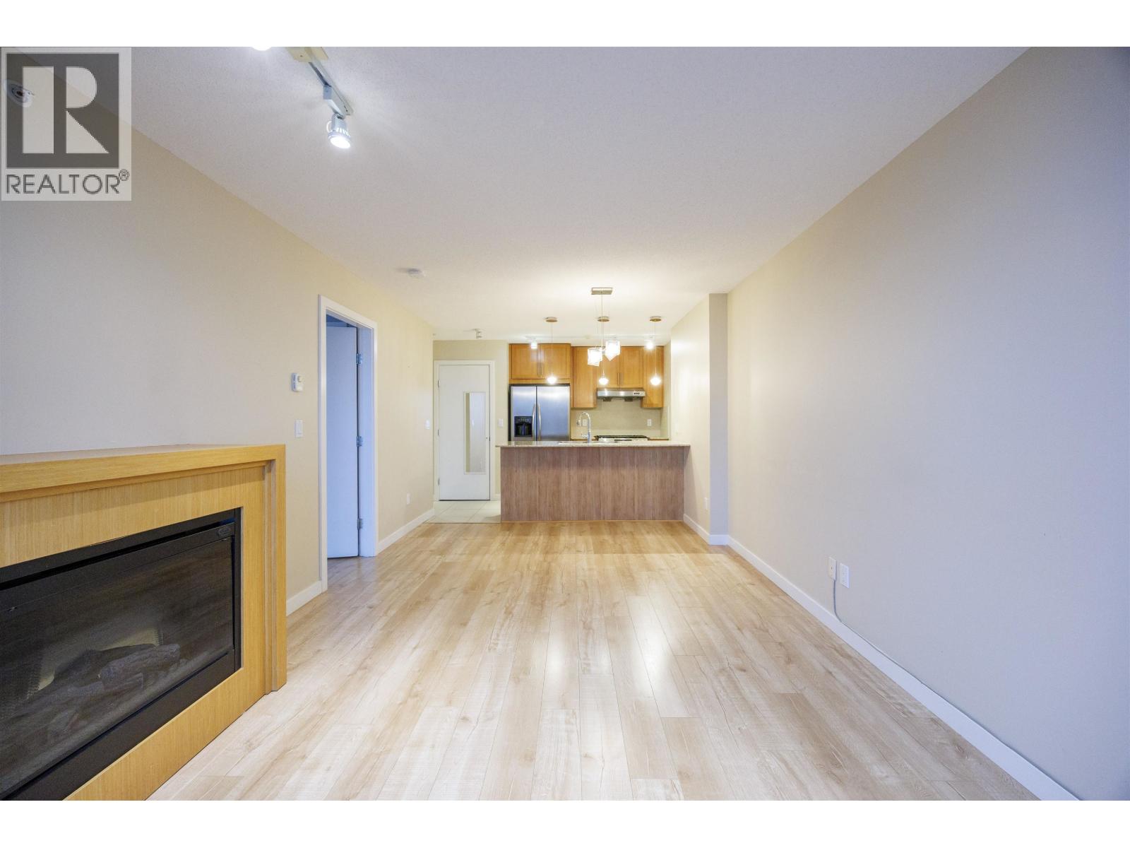 908 7088 Salisbury Avenue, Burnaby, British Columbia  V5E 0A4 - Photo 2 - R3078727