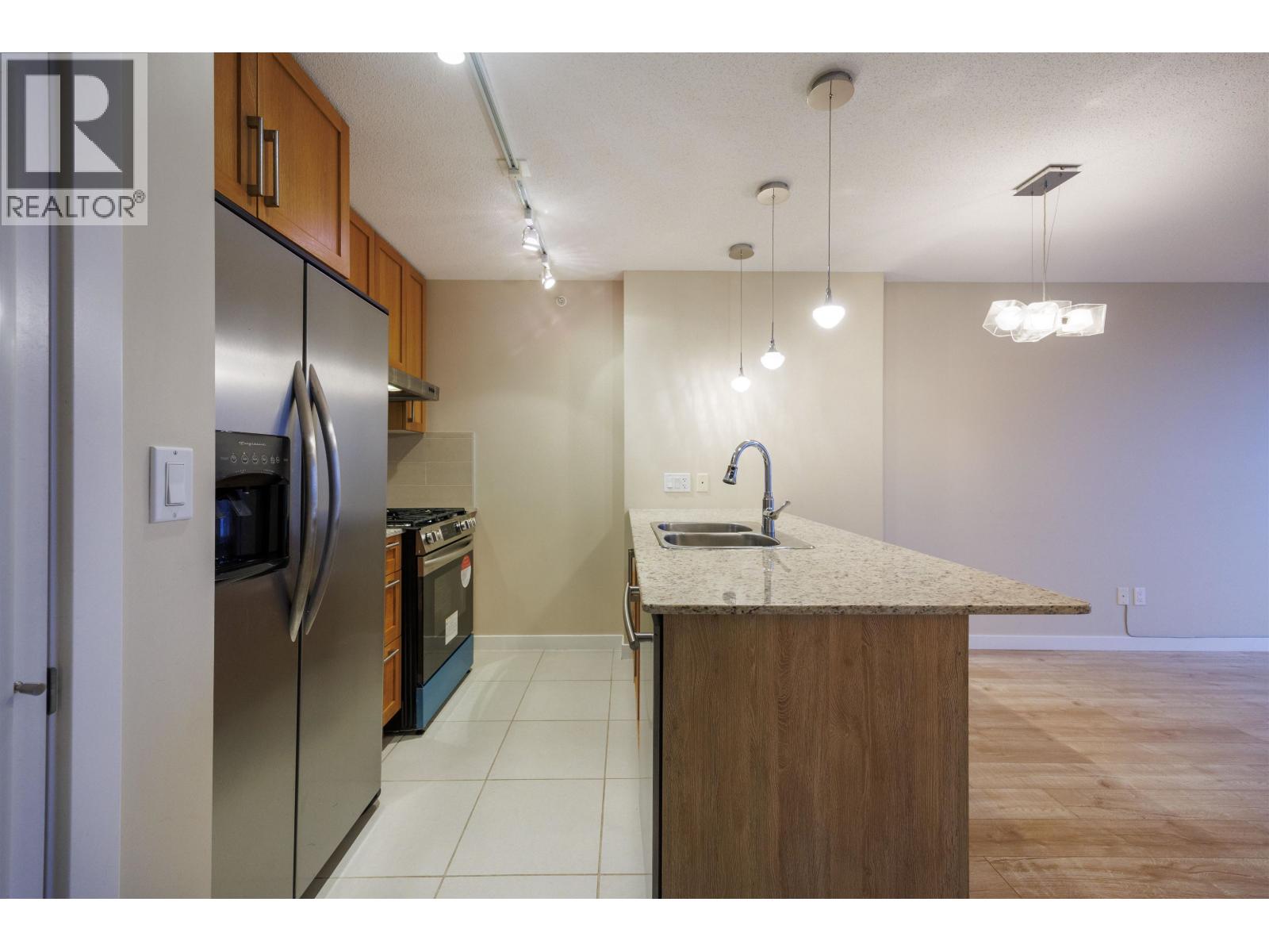 908 7088 Salisbury Avenue, Burnaby, British Columbia  V5E 0A4 - Photo 6 - R3078727