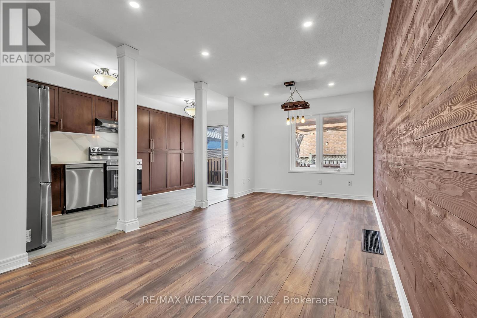 3865 Allcroft Road, Mississauga, Ontario  L5N 7E3 - Photo 10 - W12687908