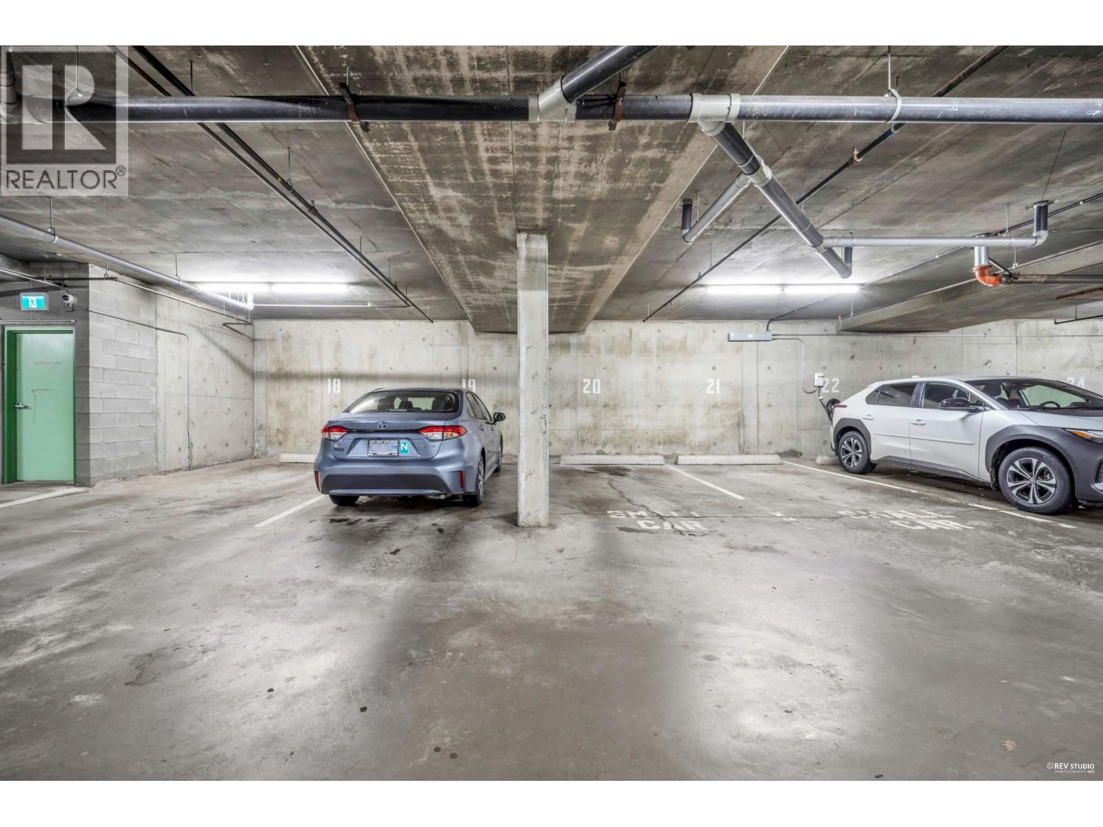 104e 3081 Glen Drive, Coquitlam, British Columbia  V3B 2P8 - Photo 25 - R3078817