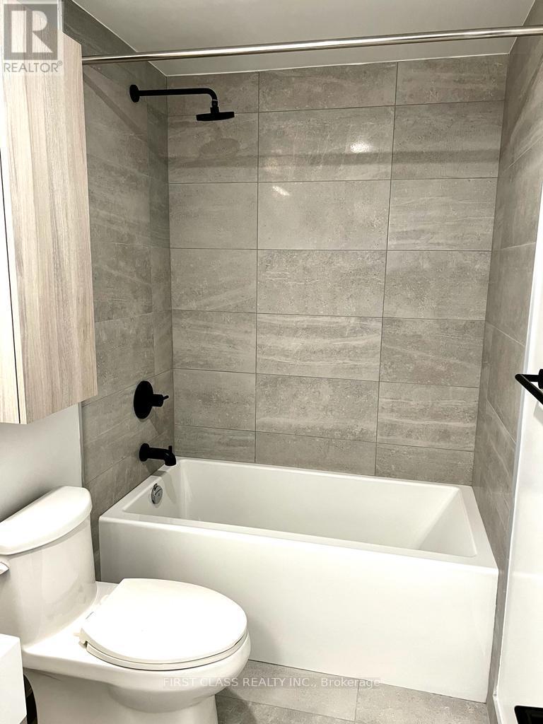 2815 - 108 Peter Street, Toronto, Ontario  M5V 0W2 - Photo 8 - C12690068