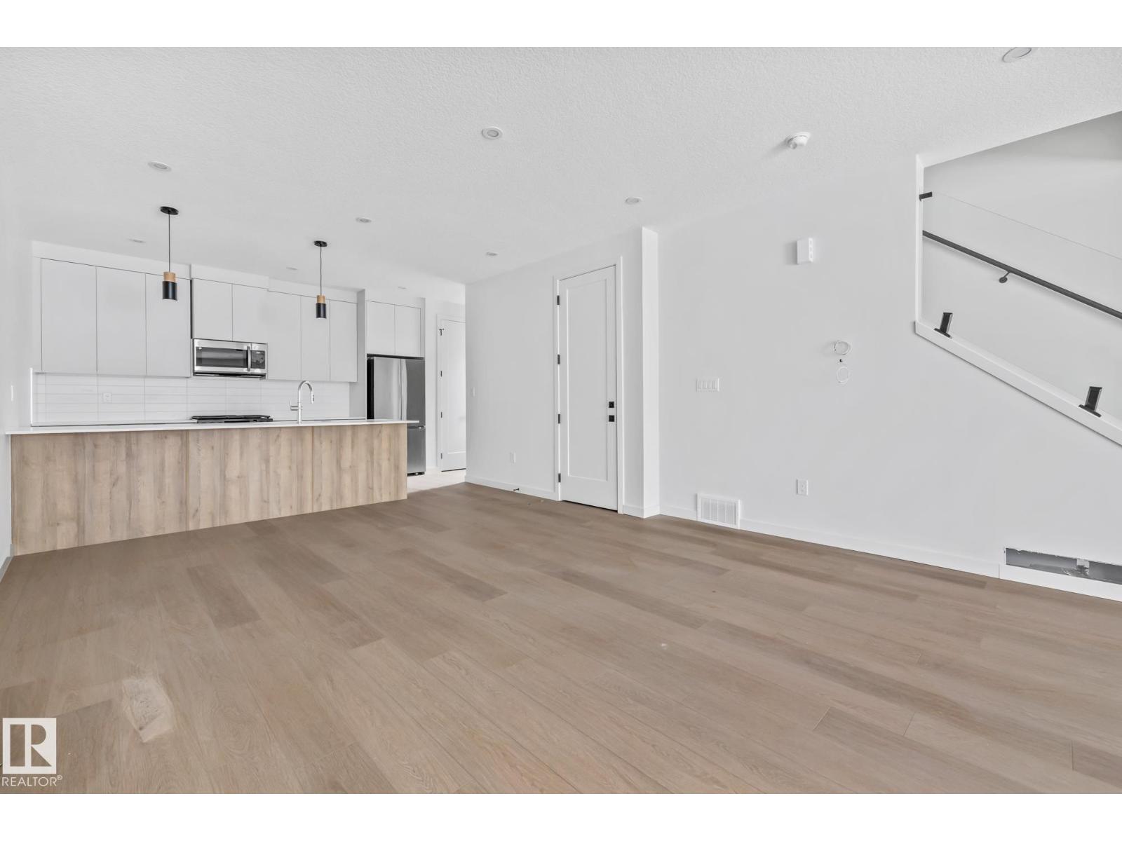 9113 150 St Nw, Edmonton, Alberta  T5R 1G2 - Photo 11 - E4469849