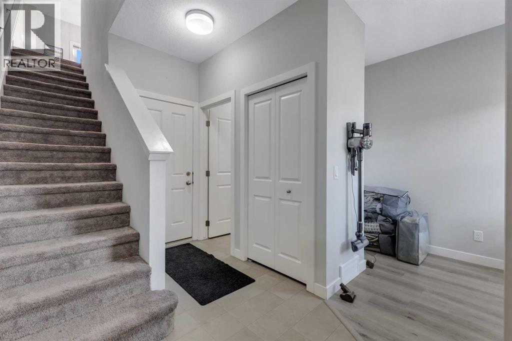 2306 Jumping Pound Common, Cochrane, Alberta  T4C 2L1 - Photo 21 - A2278821