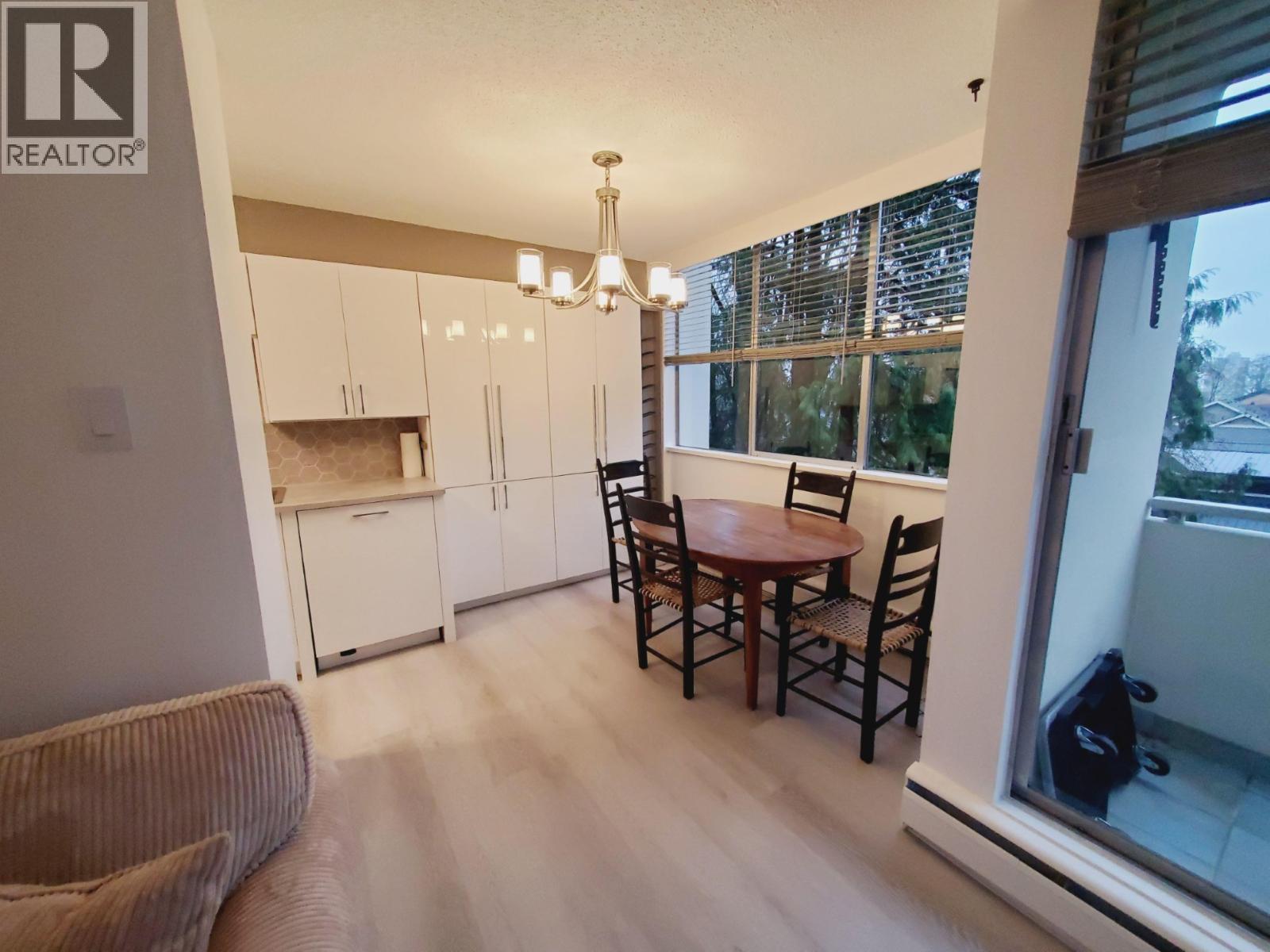 503 1785 ESQUIMALT AVENUE, West Vancouver, British Columbia