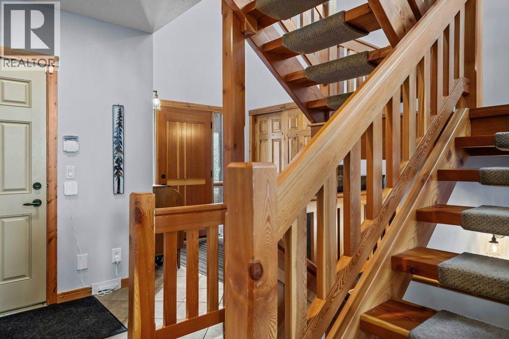107, 210 Hubman Landing, Canmore, Alberta  T1W 3M4 - Photo 4 - A2277846