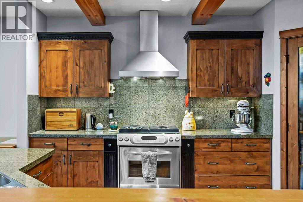 107, 210 Hubman Landing, Canmore, Alberta  T1W 3M4 - Photo 13 - A2277846
