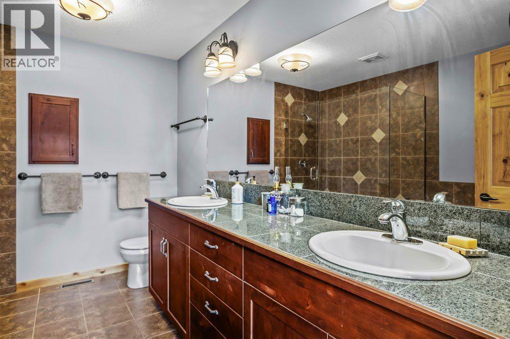 107, 210 Hubman Landing, Canmore, Alberta  T1W 3M4 - Photo 36 - A2277846