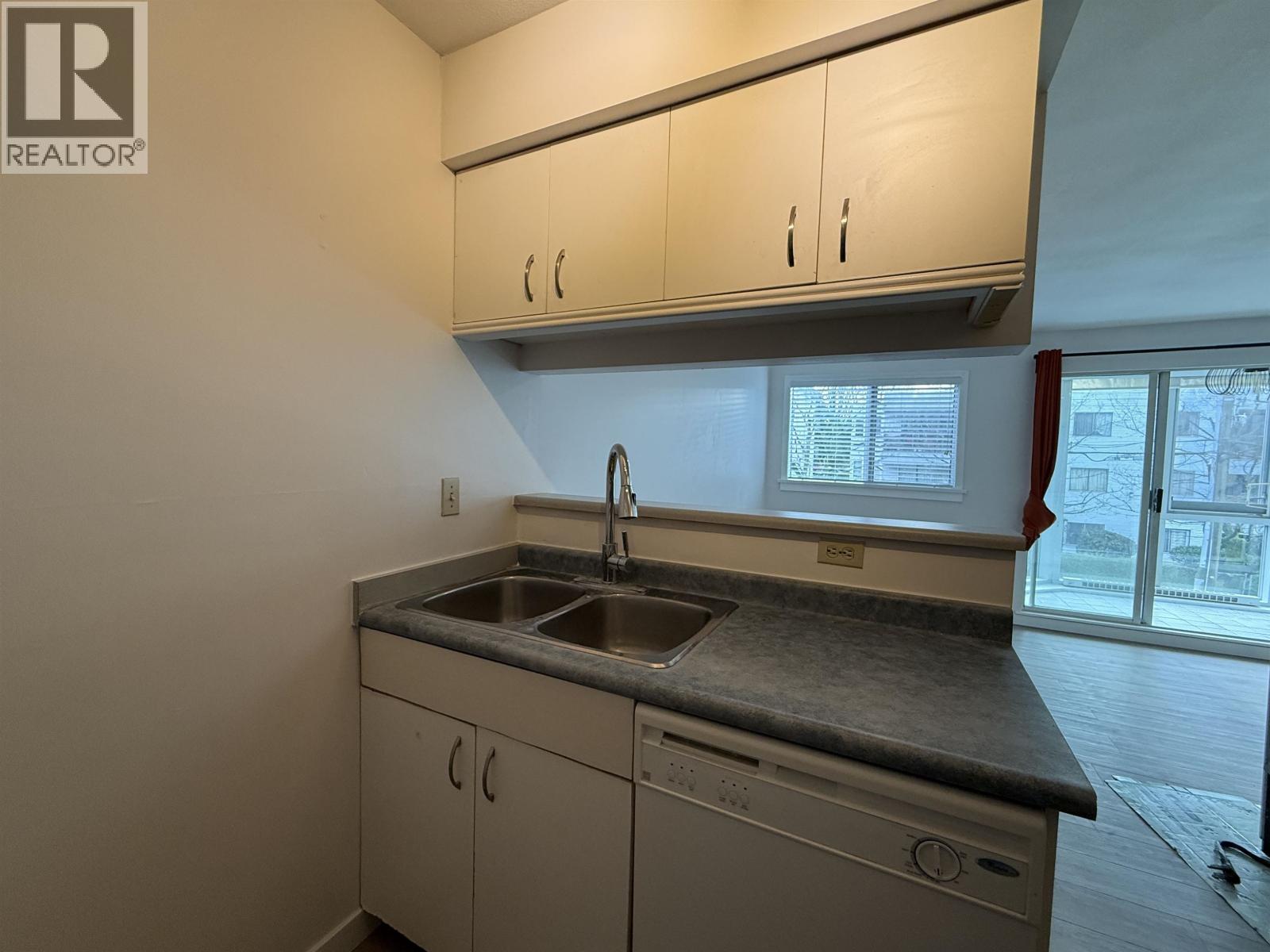 308 2238 Eton Street, Vancouver, British Columbia  V5L 1C8 - Photo 4 - R3077978