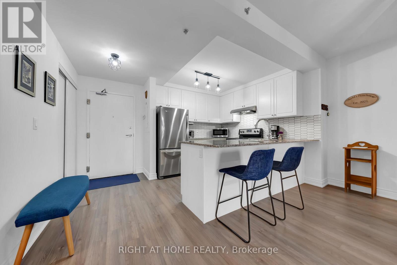 412 - 21 Brookhouse Drive, Clarington, Ontario  L1B 0V4 - Photo 8 - E12690118