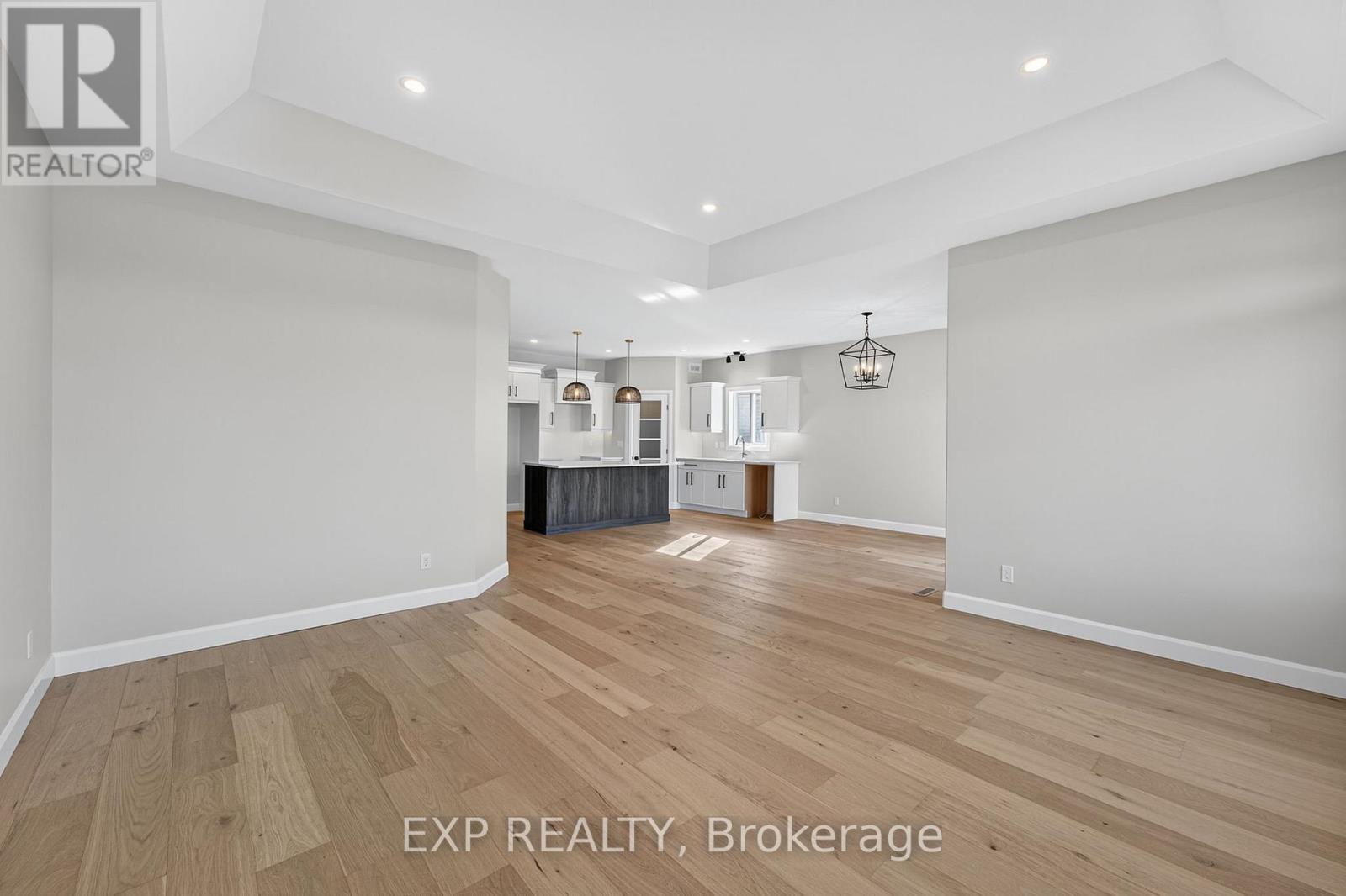 6 Vaughn Court, Belleville, Ontario  K8N 0R7 - Photo 17 - X12690122