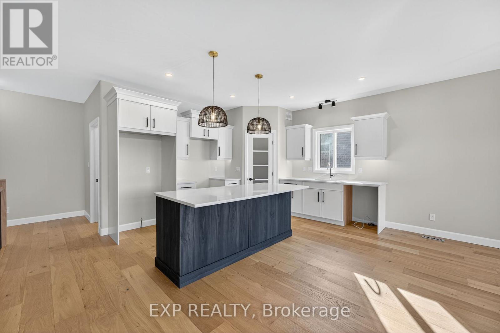 6 Vaughn Court, Belleville, Ontario  K8N 0R7 - Photo 7 - X12690122