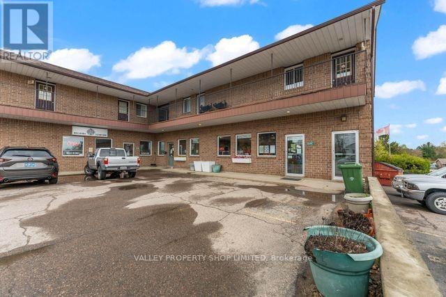 1049 Victoria Street, Petawawa, Ontario  K8H 2E2 - Photo 5 - X9515685