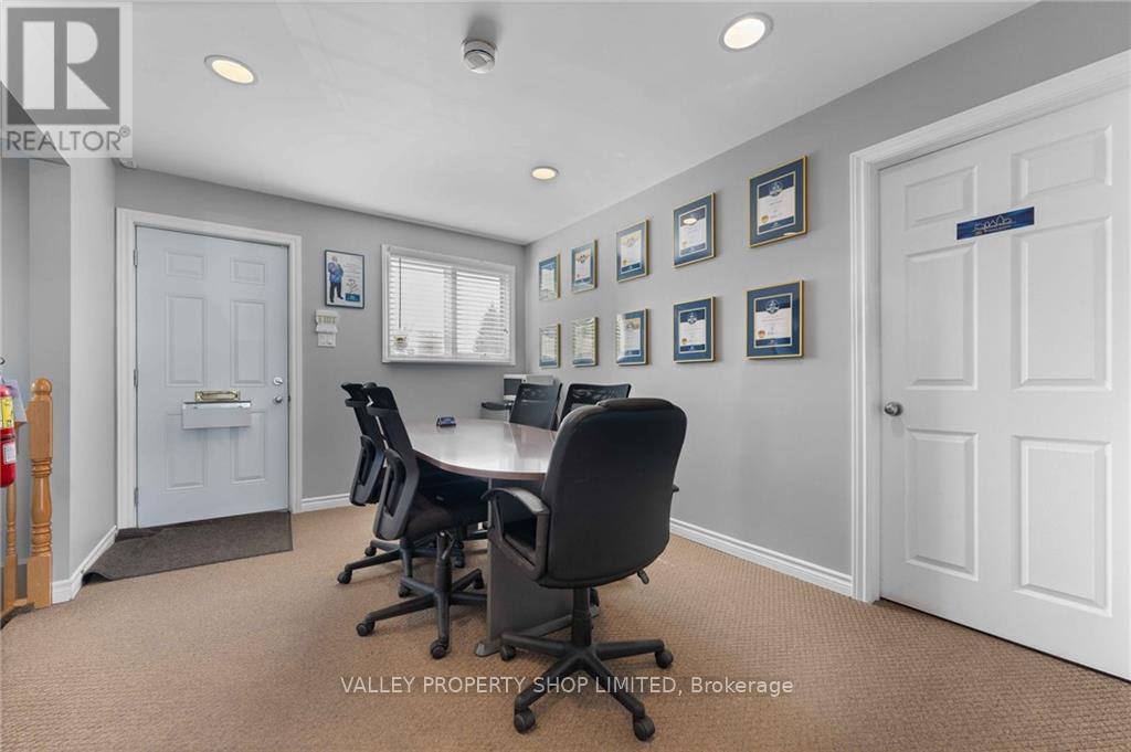 3436 Petawawa Boulevard, Petawawa, Ontario  K8H 1X5 - Photo 15 - X9516712