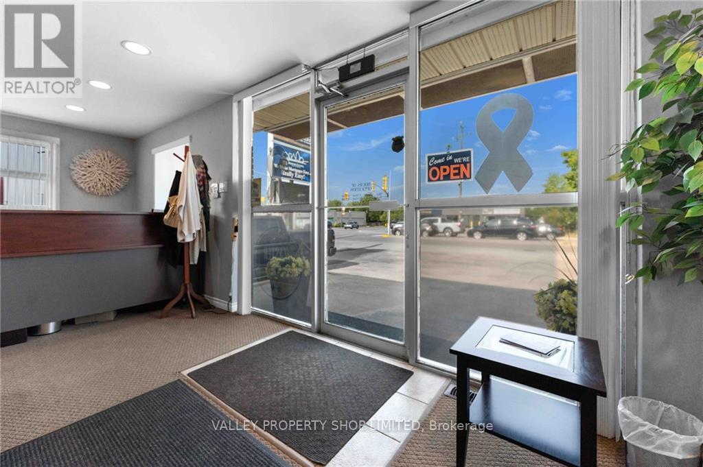 3436 Petawawa Boulevard, Petawawa, Ontario  K8H 1X5 - Photo 12 - X9516712