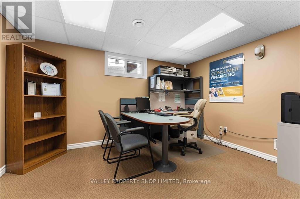 3436 Petawawa Boulevard, Petawawa, Ontario  K8H 1X5 - Photo 17 - X9516712