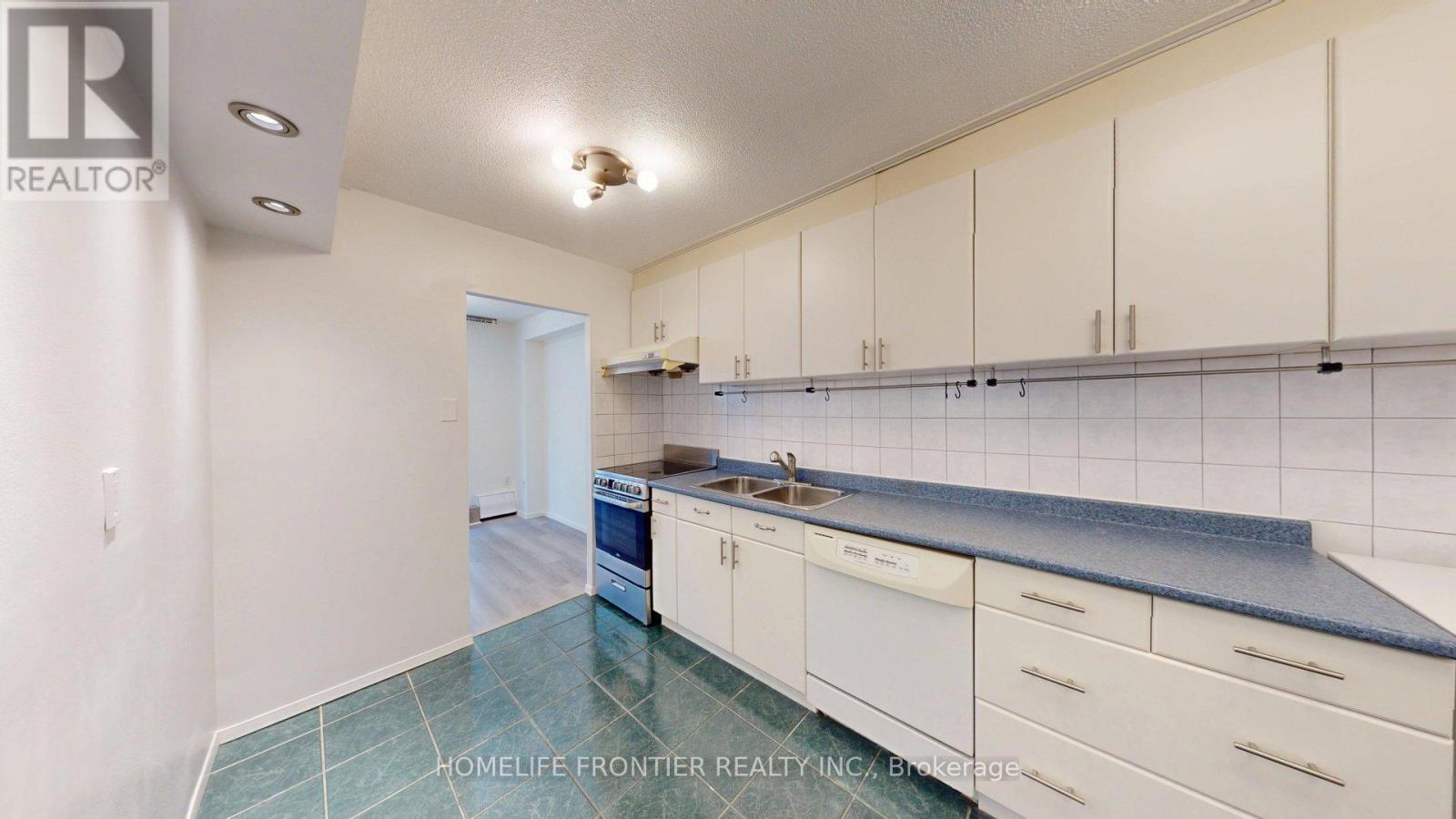 205 - 180 Dudley Avenue, Markham, Ontario  L3T 4X2 - Photo 7 - N12630796