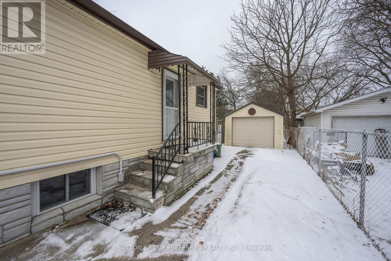 631 Glasgow Street, London East, Ontario  N5Y 1V6 - Photo 4 - X12690100