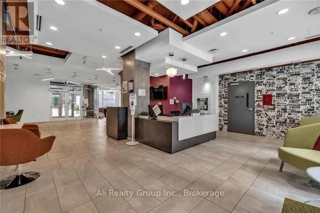 1602 - 105 Champagne Avenue S, Ottawa, Ontario K1S 5E5 - Photo 26 - X12690124